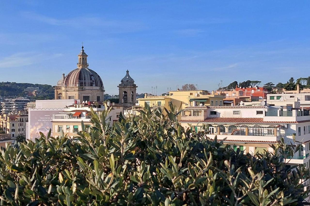 Appartement Beautiful Loft In Ponte Milvio With Terrace à Rome Extérieur photo