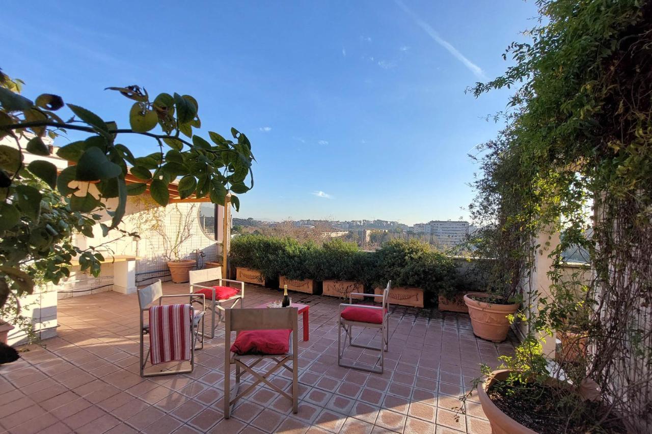 Appartement Beautiful Loft In Ponte Milvio With Terrace à Rome Extérieur photo