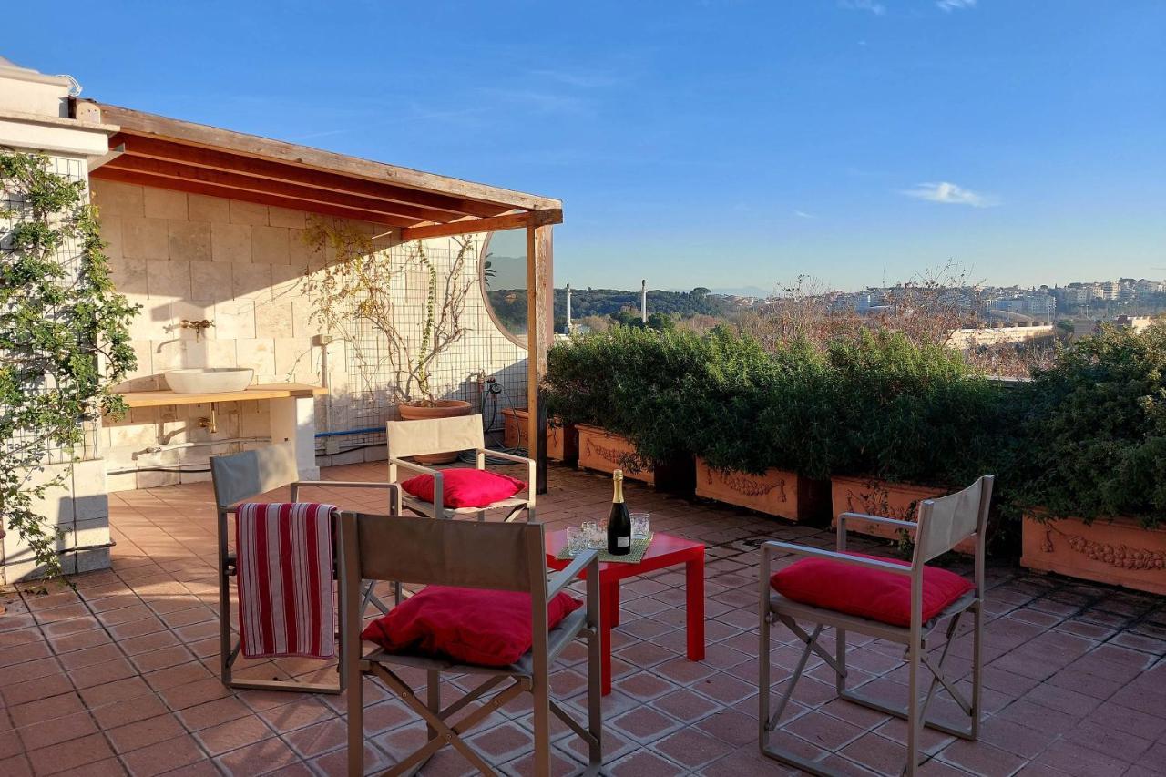 Appartement Beautiful Loft In Ponte Milvio With Terrace à Rome Extérieur photo
