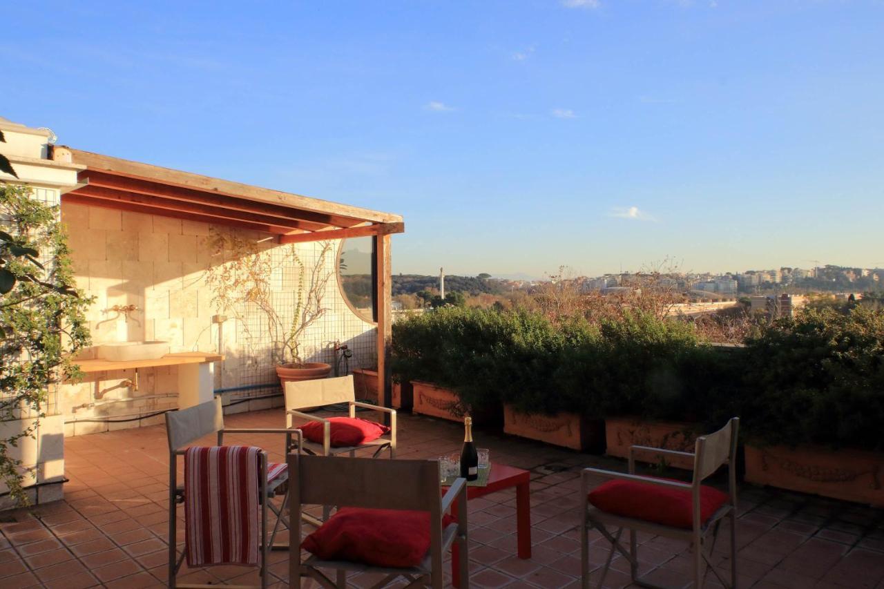 Appartement Beautiful Loft In Ponte Milvio With Terrace à Rome Extérieur photo