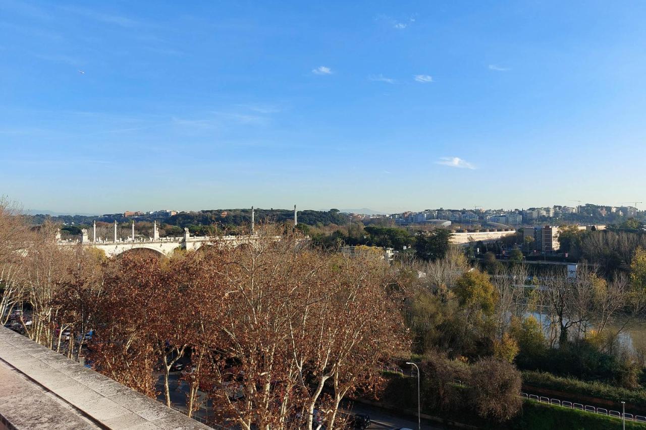 Appartement Beautiful Loft In Ponte Milvio With Terrace à Rome Extérieur photo